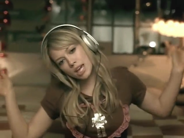 DailyDuff_nl-WakeUp0021.jpg DailyDuff_nl-WakeUp0021.jpg