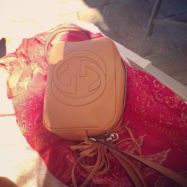 25 februari: I❤my new little Gucci satchel
 25 februari: I❤my new little Gucci satchel