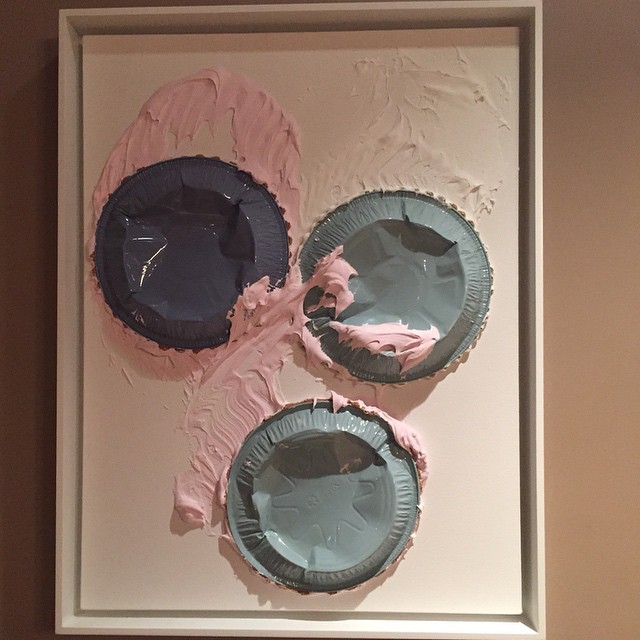 10 Januari: Forgot to mention I am the proud new owner of this amazing #luciensmith pie painting
