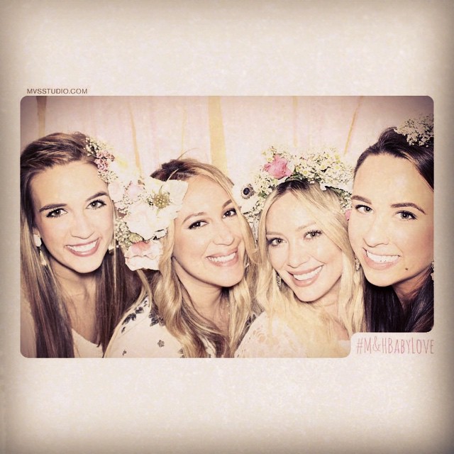 20 maart: #tbt with my beautiful cousins @jerry_duff and @gretchenduff and soon to be a mommy sister @haylieduff
