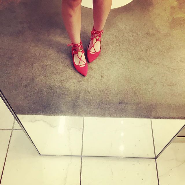 13 juli:A little Sunday treat yo self 😍 #newshoes
