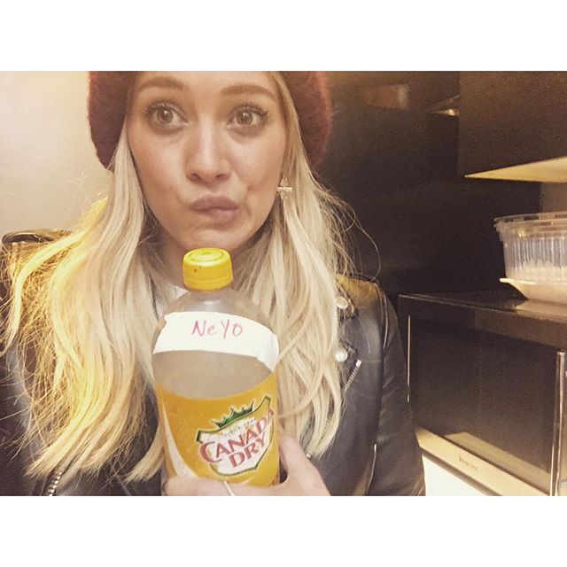 1 december: In the studio today recording something for @youngertv found this in the studio refrigerator.... Sorry @Neyo this belongs to ME now!!
1 december: In the studio today recording something for @youngertv found this in the studio refrigerator.... Sorry @Neyo this belongs to ME now!!