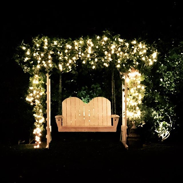 22 december: Christmas love swing.

