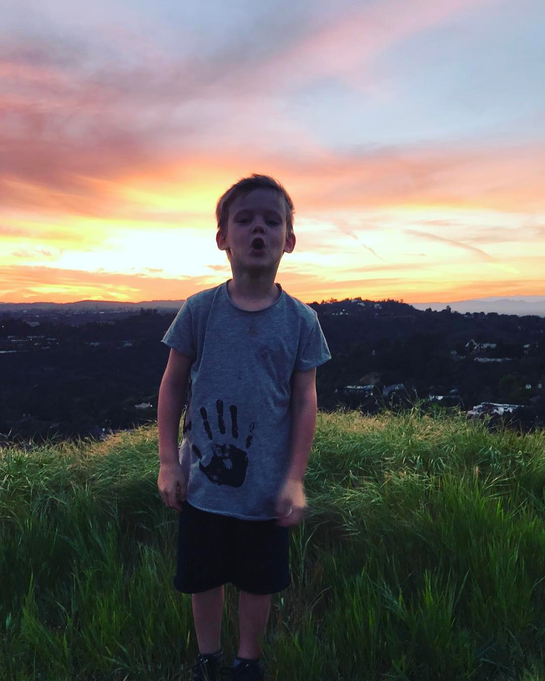 19 maart: Hey kid.... the past 5 years have been the BEST, hardest, most blessed years of my life. I love you so much. The world is yours my love ...I hope you take it❤️Happy Birthday Luca Cruz.
