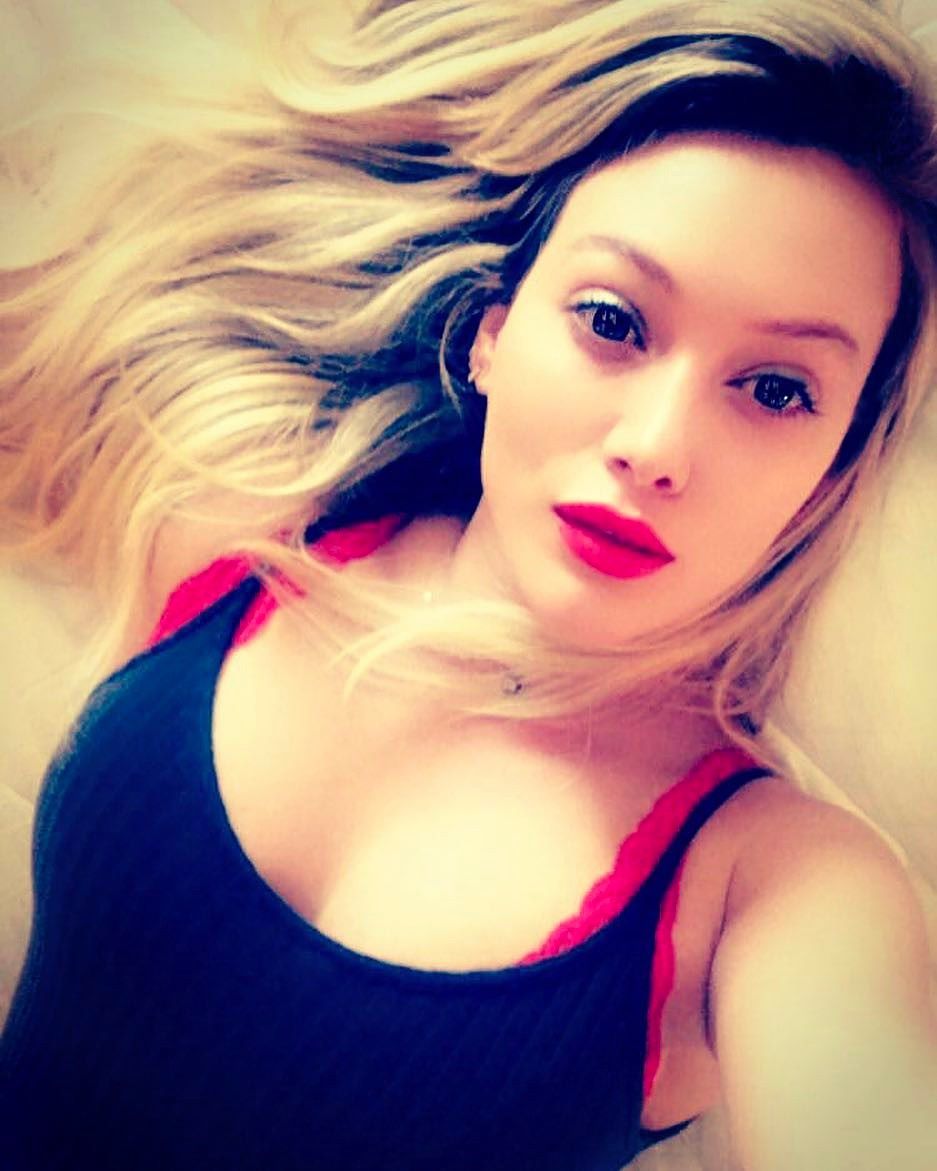28 april: 🍟day babies 💄
