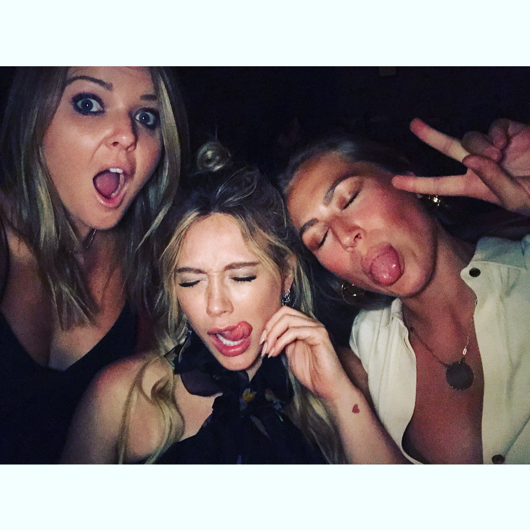 28 juni: Zero cocktails. @lowenban and @oliviaivey 👱🏻‍♀️👱🏻‍♀️👱🏻‍♀️
