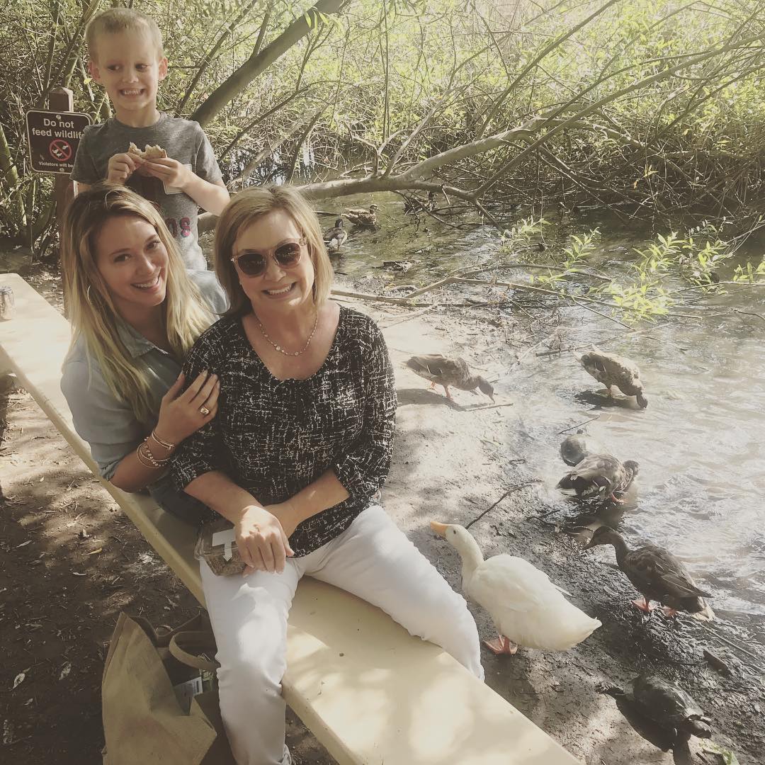 06 juli: Luca's keeping his eye on a snapping turtle to his right 😂😂
