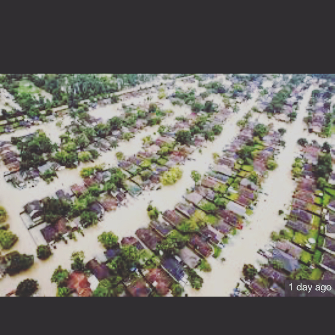 01 september: This is true tragedy. I'm in shock and heartbroken watching the news and seeing the place I was raised underwater. I can't imagine living in these conditions...losing the comforts of home, your belongings, or worst, family, in the blink of an eye. This could be you 💔 #Texas needs our help after Hurricane #Harvey. I donated today, please join me in donating as well @americanredcross @HoustonFoodBank. Every bit helps #HoustonStrong
