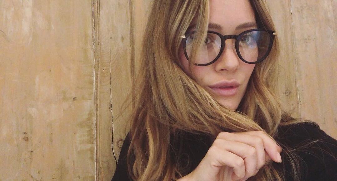 08 maart: In honor of International Women’s Day, @GlassesUSA will be donating $5 for each pair of my #MusexHilaryDuff glasses sold today to FREE THE GIRLS, an organization that helps reintegrate female sex-trafficking victims into their communities. We take this day to give voice to those silent victims and support their way back to freedom.
👓 - SUSAN
Check out www.GlassesUSA.com for the full collection.
#GlassesUSA #InternationalWomensDay #GlassesUSApartner
