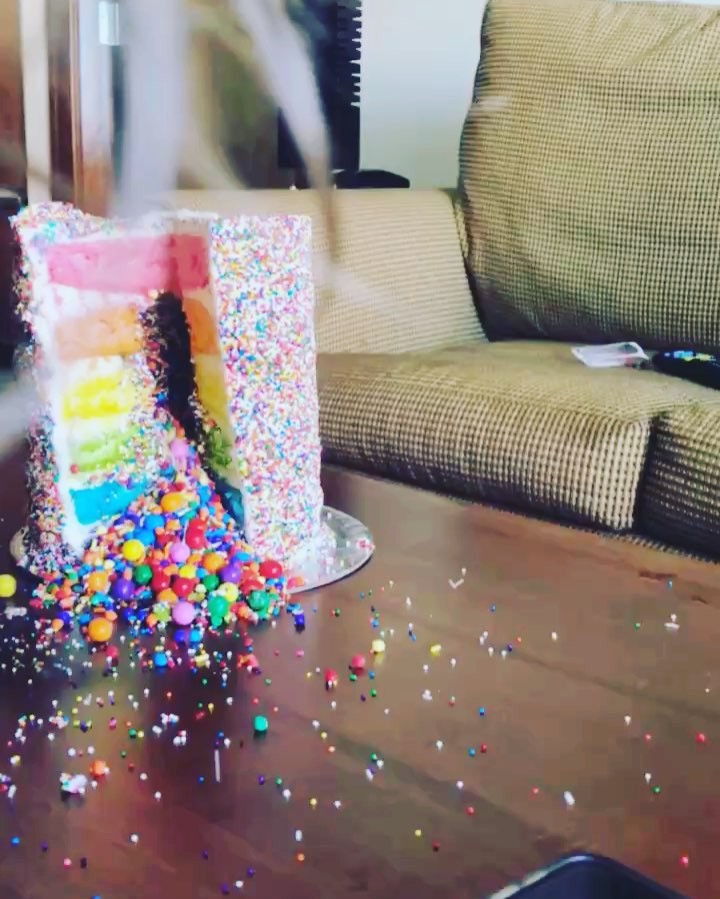 21 maart: Nom nom nom 🎂🎂🎂🎂#flourshop

