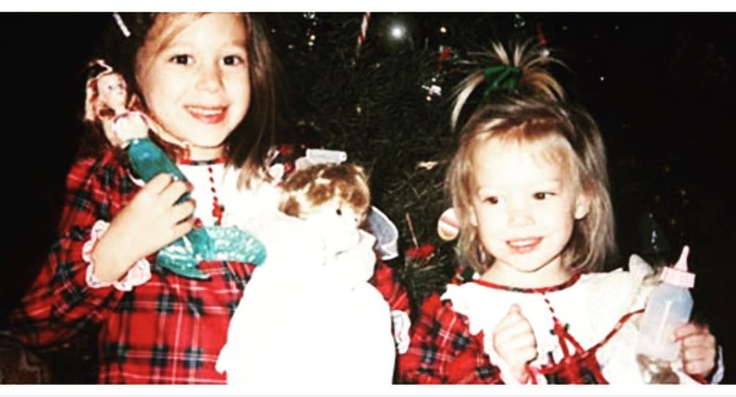 10 april: Don’t know what I’d do without my sister❤️ @haylieduff #nationalsiblingday
