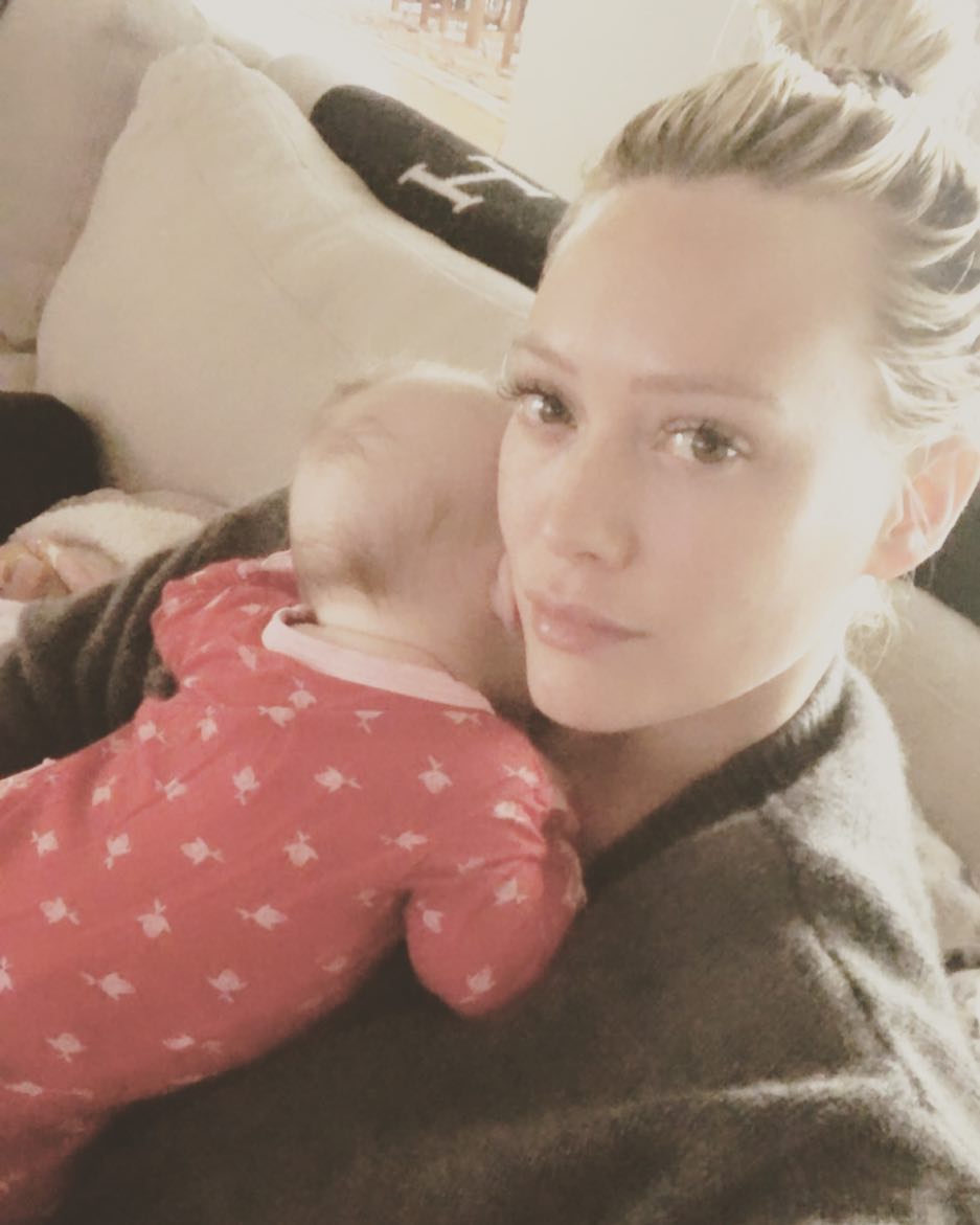 1 januari: Calling all parents of colic babies.....this ends right? Can you ever set them down with out them screaming OR waking up? We have read everything the internet has to offer... nothing besides nursing basically every hour or less helps! We have done all the obvious things ..please leave magic tricks in comments. Oh and happy new year lol 😩😩😩 #thankGforfilters #babyforsale !!! #anytakers??
