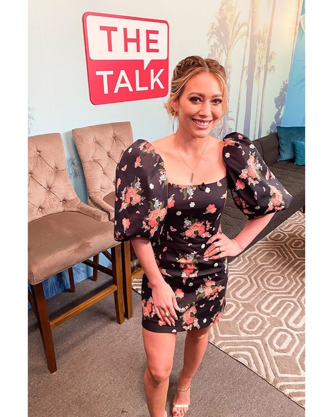 28 februari: You should tune into @TheTalkCBS (1pm PT/2pm ET) today! I am so excited to be announcing a special month long challenge, for something I’m really passionate about.

All through March, for every product purchased through VeedaUSA.com, we will match it with an equal donation to a woman in need...Period Poverty here in the US is unfortunately very real and every woman and girl should have the RIGHT to natural fem care 💪🏻 Plus! 10% off with code VEEDAGIVES 😉

