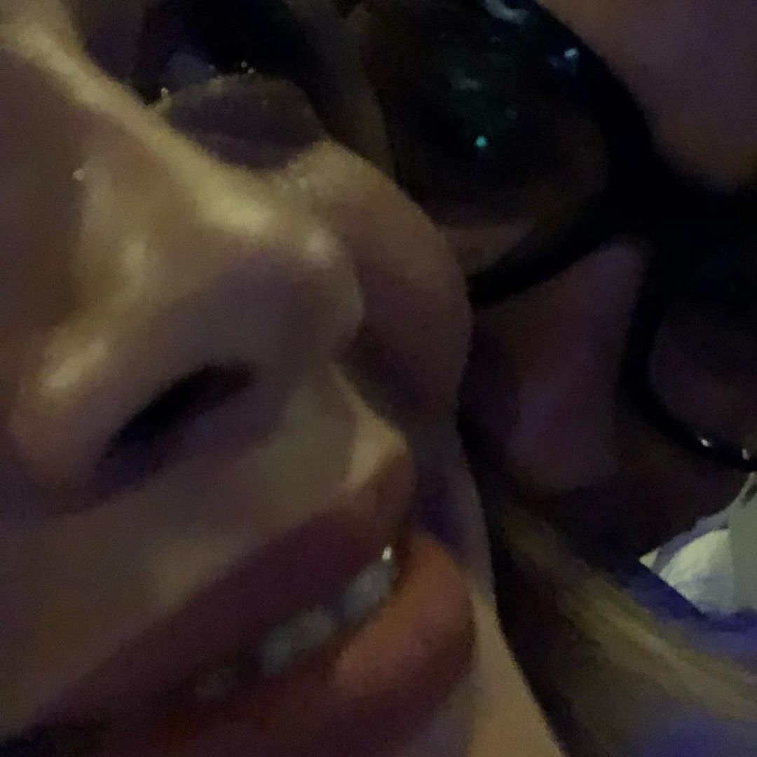 07 mei: Bubba, thanks for forcing me to go on that walk with you today(last year) I love you so much♥️ I will always choose sandwiches and 8 pm bedtimes over fancy date nights .... over and over again. My best friend, lover, and papa bear that can not be rivaled...it’s always been you
