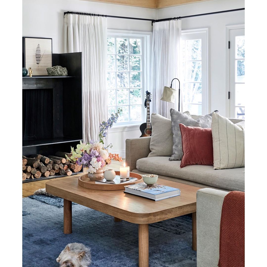 23 september: @archdigest came to take a tour of our home! Take a 👀!
