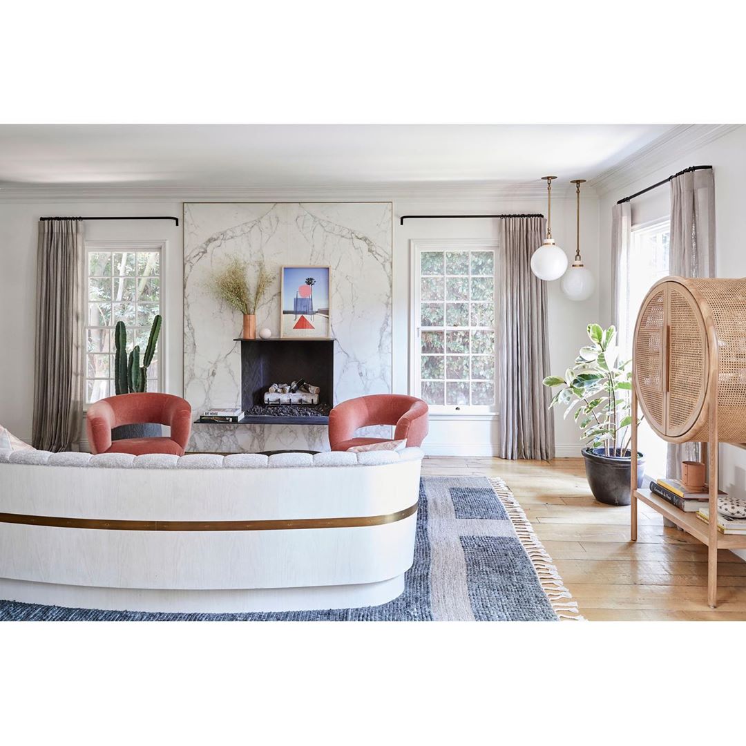 23 september: @archdigest came to take a tour of our home! Take a 👀!
