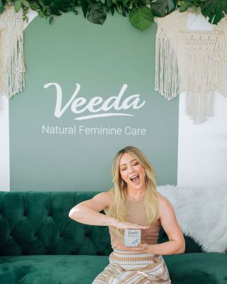 13 februari: Do something for yourself this V-Day! Veeda Tampons are made with one ingredient only; 100% Natural Cotton. Meaning you’re not putting chemicals and fragrances in contact with your most delicate skin.
Sign up for our easy monthly box, and get 15% off with code XOXO
A gift to yourself that’ll last way longer than chocolates or roses! ❤️
