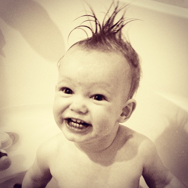 20 maart: Happy 1st birthday to the little man Luca.
