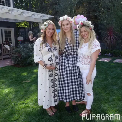 08 maart: Today was so amazing! I feel so loved and so thankful to everyone that helped out today! @hilaryduff @ashleybeverly @donatiennela @vintageweave @hannahskvarla @thecrowncollective #mhbabylove #babyshower
