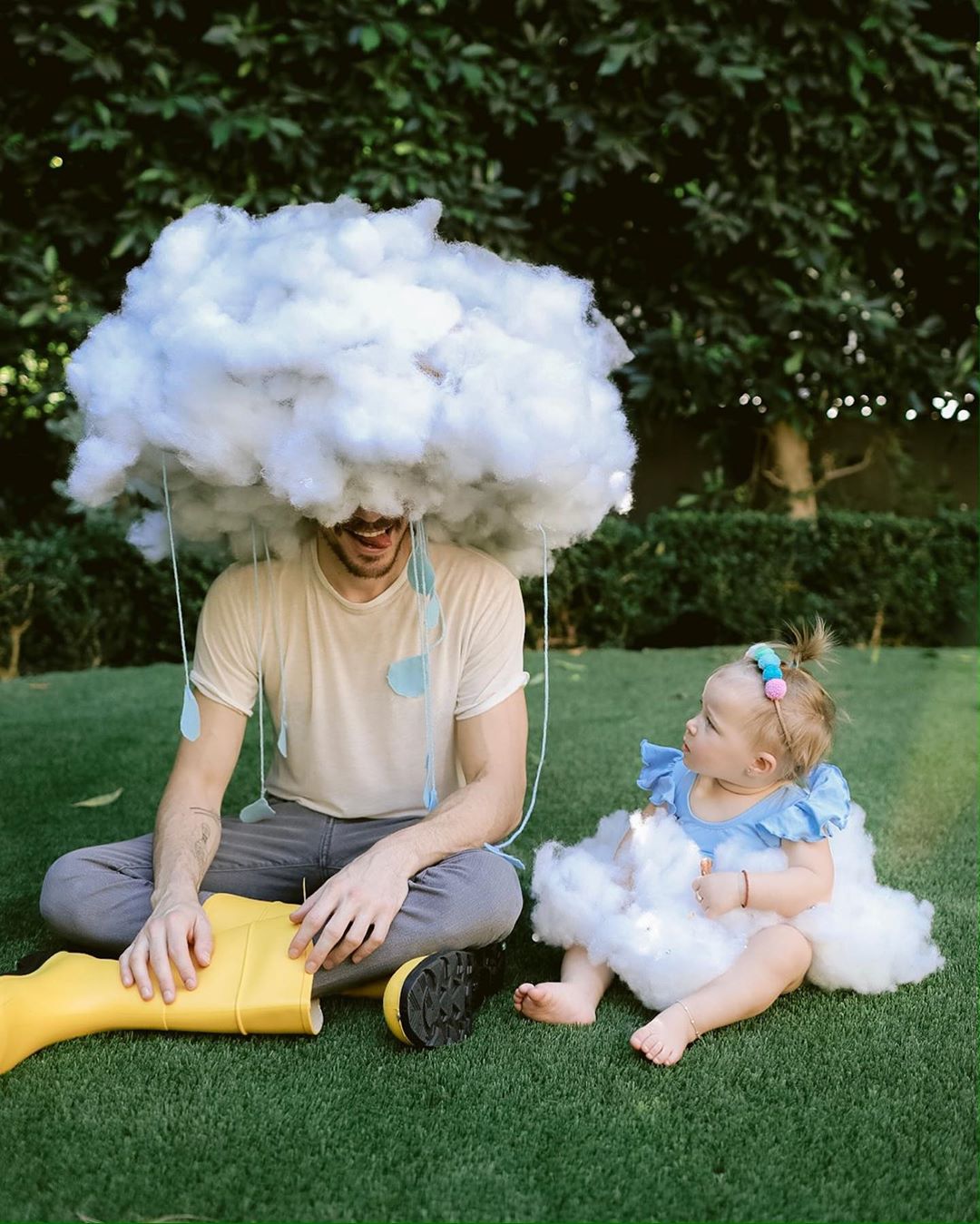 28 oktober 2019: 
I have a lot of explaining to do to our daughter one day @hilaryduff
