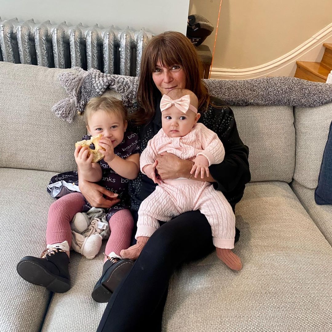 08 maart 2021: Women >
