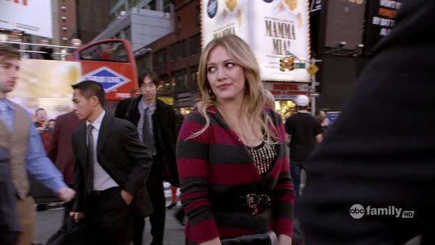 DailyDuff-dot-Org_BeautyAndtheBriefcase_Captures00015.jpg