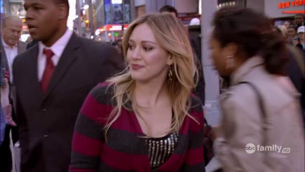 DailyDuff-dot-Org_BeautyAndtheBriefcase_Captures00022.jpg