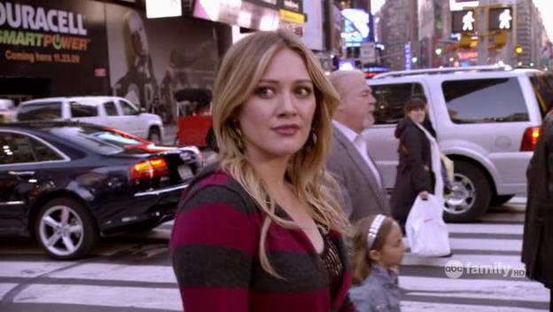 DailyDuff-dot-Org_BeautyAndtheBriefcase_Captures00033.jpg