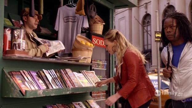 DailyDuff-dot-Org_BeautyAndtheBriefcase_Captures00111.jpg