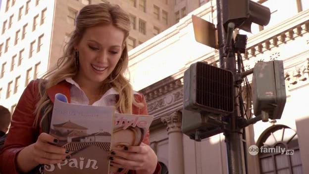 DailyDuff-dot-Org_BeautyAndtheBriefcase_Captures00126.jpg