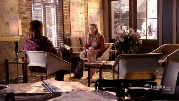DailyDuff-dot-Org_BeautyAndtheBriefcase_Captures00144.jpg