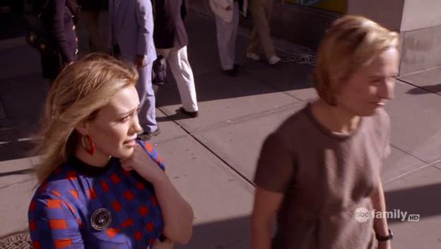 DailyDuff-dot-Org_BeautyAndtheBriefcase_Captures00350.jpg
