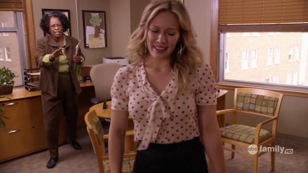 DailyDuff-dot-Org_BeautyAndtheBriefcase_Captures00644.jpg