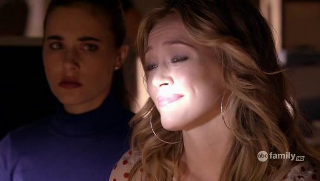 DailyDuff-dot-Org_BeautyAndtheBriefcase_Captures00806.jpg DailyDuff-dot-Org_BeautyAndtheBriefcase_Captures00806.jpg