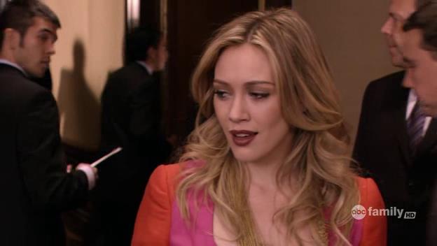 DailyDuff-dot-Org_BeautyAndtheBriefcase_Captures00881.jpg