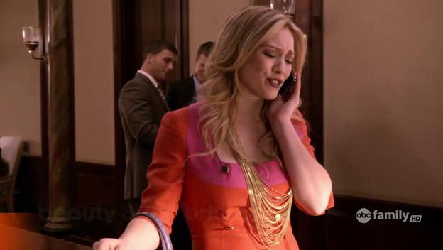 DailyDuff-dot-Org_BeautyAndtheBriefcase_Captures00906.jpg DailyDuff-dot-Org_BeautyAndtheBriefcase_Captures00906.jpg