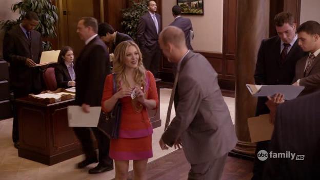 DailyDuff-dot-Org_BeautyAndtheBriefcase_Captures00944.jpg