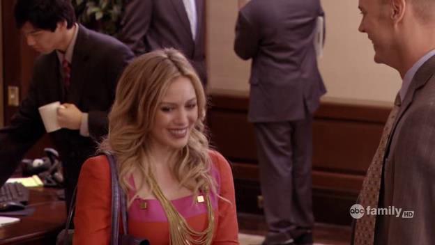 DailyDuff-dot-Org_BeautyAndtheBriefcase_Captures00946.jpg