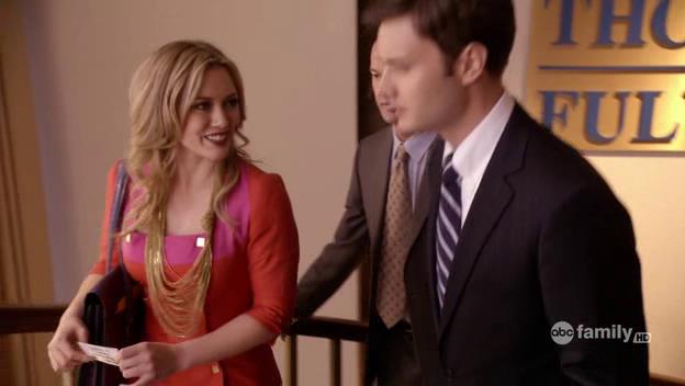DailyDuff-dot-Org_BeautyAndtheBriefcase_Captures00979.jpg