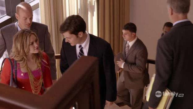 DailyDuff-dot-Org_BeautyAndtheBriefcase_Captures00994.jpg