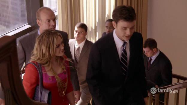 DailyDuff-dot-Org_BeautyAndtheBriefcase_Captures00996.jpg