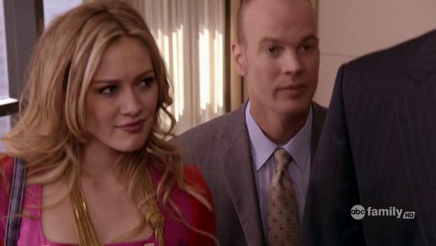 DailyDuff-dot-Org_BeautyAndtheBriefcase_Captures01002.jpg