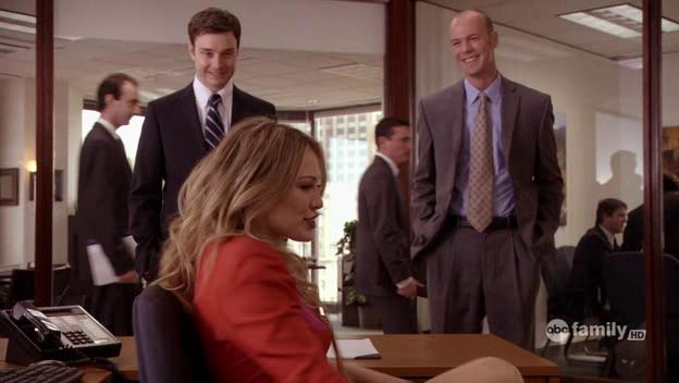 DailyDuff-dot-Org_BeautyAndtheBriefcase_Captures01036.jpg