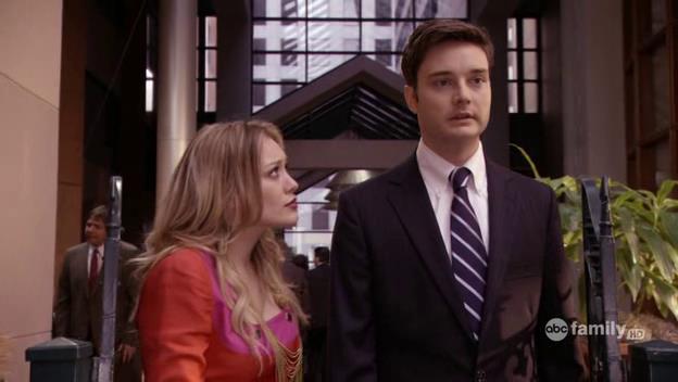 DailyDuff-dot-Org_BeautyAndtheBriefcase_Captures01113.jpg