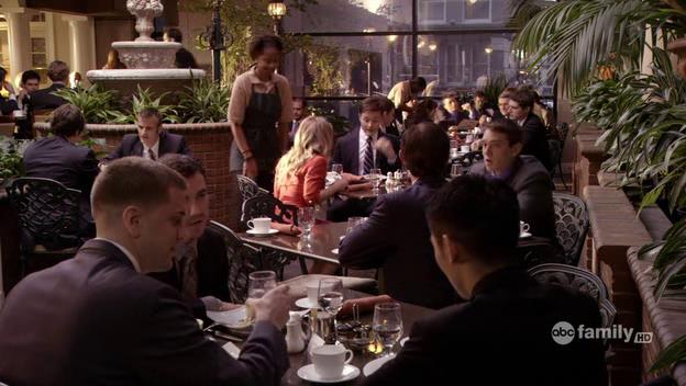 DailyDuff-dot-Org_BeautyAndtheBriefcase_Captures01122.jpg DailyDuff-dot-Org_BeautyAndtheBriefcase_Captures01122.jpg