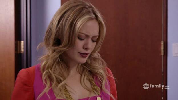DailyDuff-dot-Org_BeautyAndtheBriefcase_Captures01201.jpg