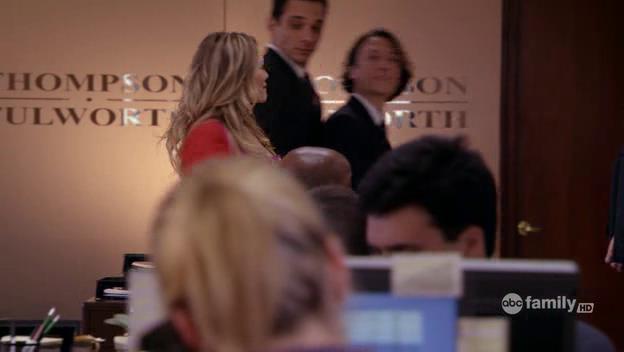 DailyDuff-dot-Org_BeautyAndtheBriefcase_Captures01208.jpg