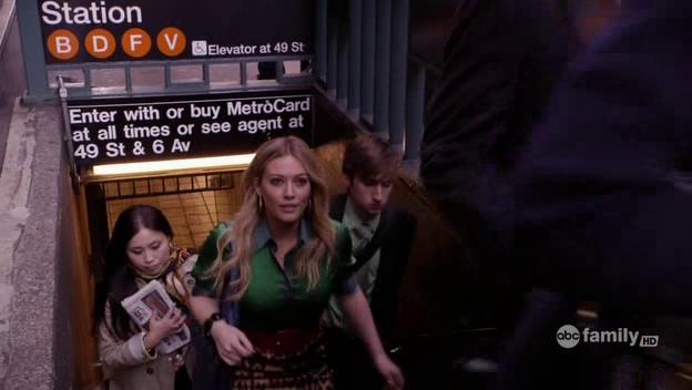 DailyDuff-dot-Org_BeautyAndtheBriefcase_Captures01341.jpg