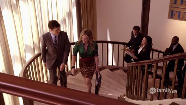 DailyDuff-dot-Org_BeautyAndtheBriefcase_Captures01353.jpg