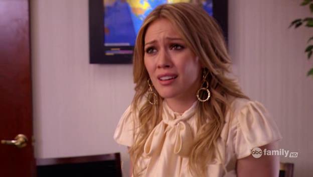 DailyDuff-dot-Org_BeautyAndtheBriefcase_Captures02015.jpg DailyDuff-dot-Org_BeautyAndtheBriefcase_Captures02015.jpg